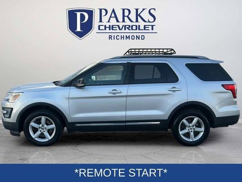 Used 2017 Ford Explorer XLT w/ Equipment Group 202A image 4