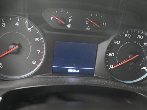 Used 2022 Chevrolet Traverse LS FWD image 10