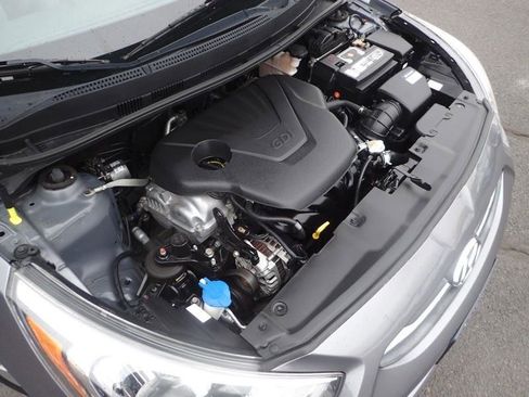Used 2017 Hyundai Accent SE FWD image 19