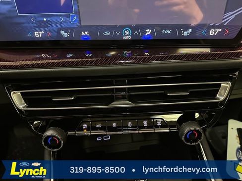 New 2026 Chevrolet Traverse Z71 w/ Enhanced Driving Package AWD/4WD image 15
