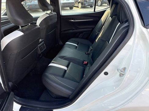 Used 2025 Toyota Camry LE FWD image 15