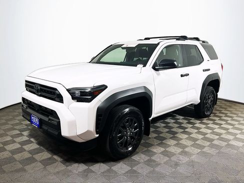 Certified 2026 Toyota 4Runner SR5 AWD/4WD image 4