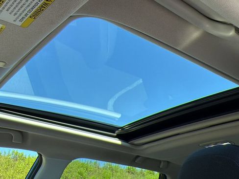 Certified 2023 Subaru Forester Premium AWD/4WD image 22