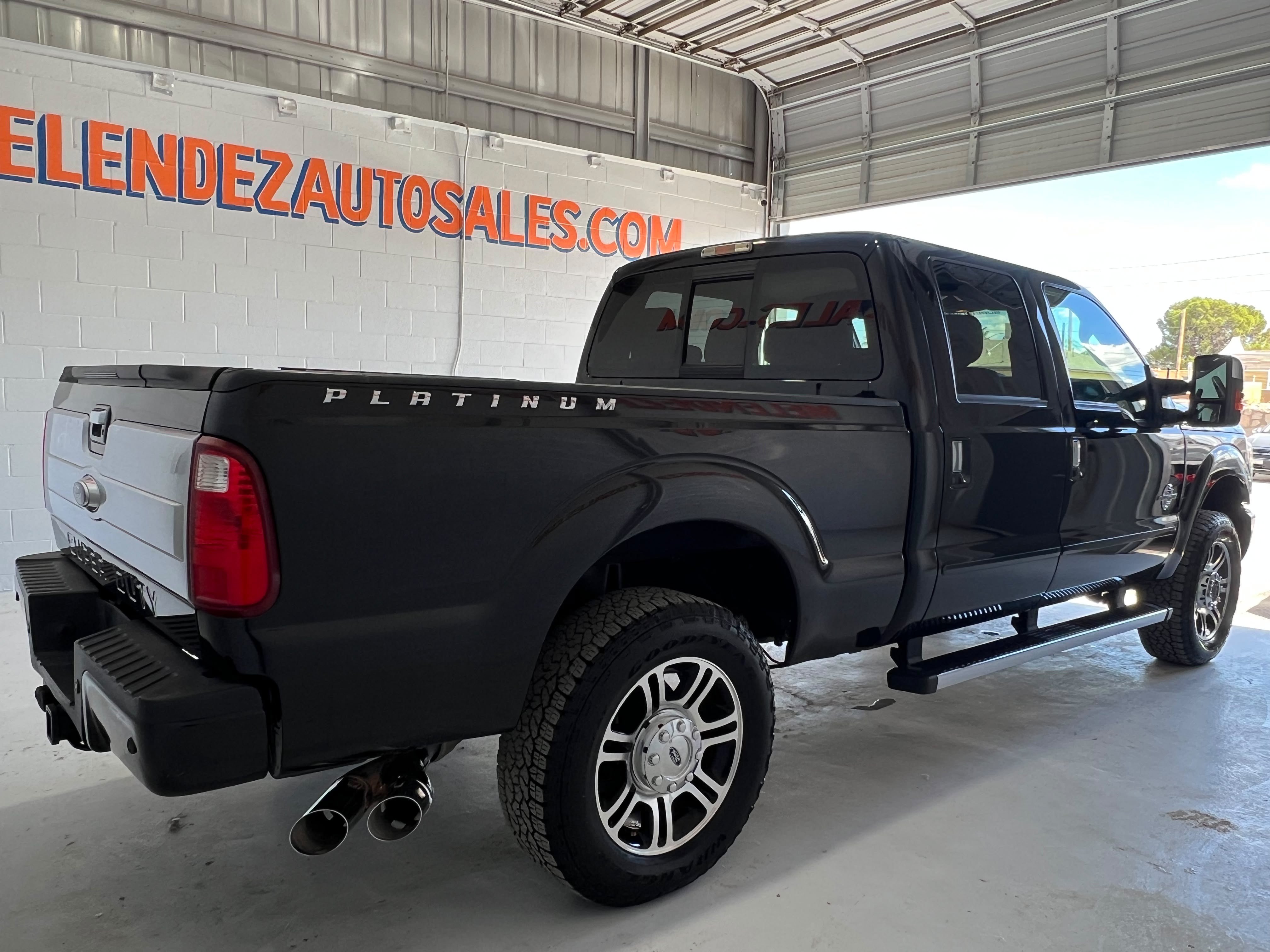 Used 2015 Ford F250 Platinum w/ FX4 Off-Road Package AWD/4WD image 6