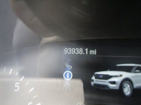 Used 2020 Ford Explorer 4WD image 25