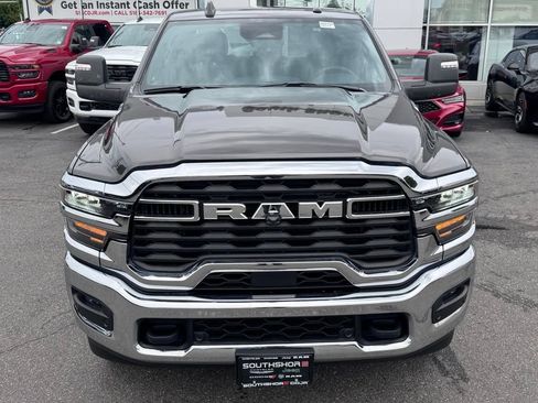 Used 2026 RAM 2500 Big Horn AWD/4WD image 2