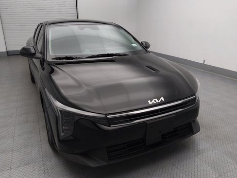 Used 2025 Kia K4 FWD image 14