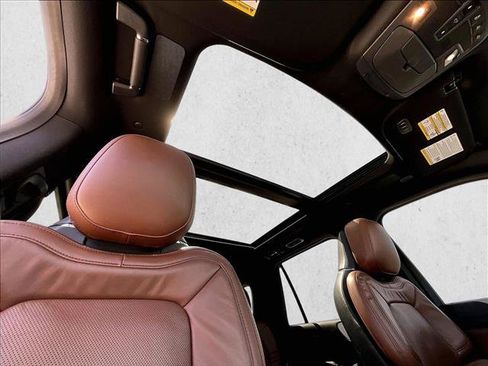 Used 2023 Lincoln Navigator Reserve image 17