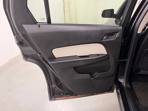 Used 2017 GMC Terrain SLT AWD/4WD image 15