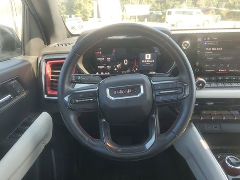 Certified 2024 GMC Canyon AT4X image 11