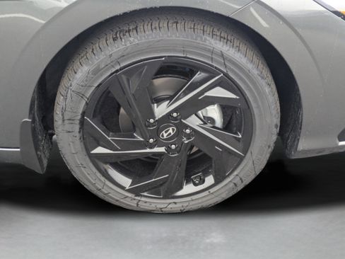 New 2026 Hyundai Elantra SEL Sport Premium FWD image 15