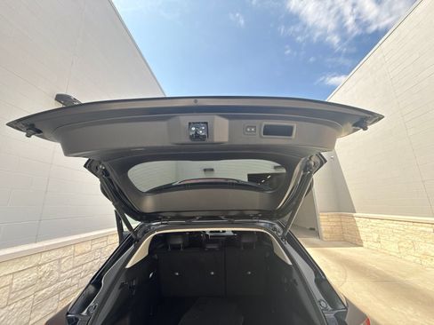 Certified 2025 MAZDA CX-50 AWD 2.5 S w/ Preferred Package image 16