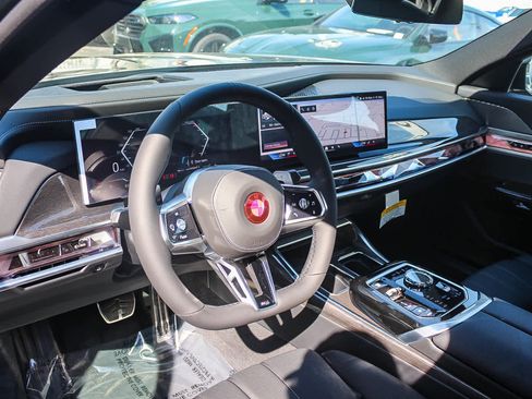 New 2026 BMW 740i image 17
