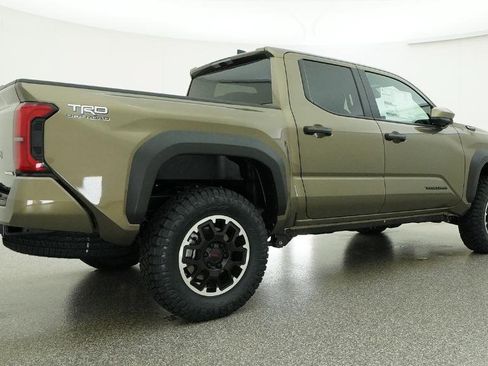 New 2026 Toyota Tacoma TRD Off-Road AWD/4WD image 33