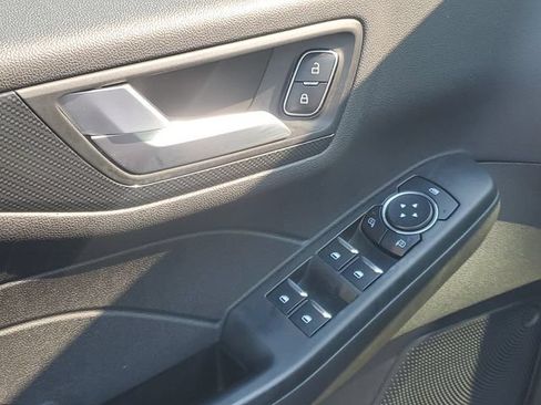 Used 2023 Ford Escape ST-Line AWD/4WD image 7