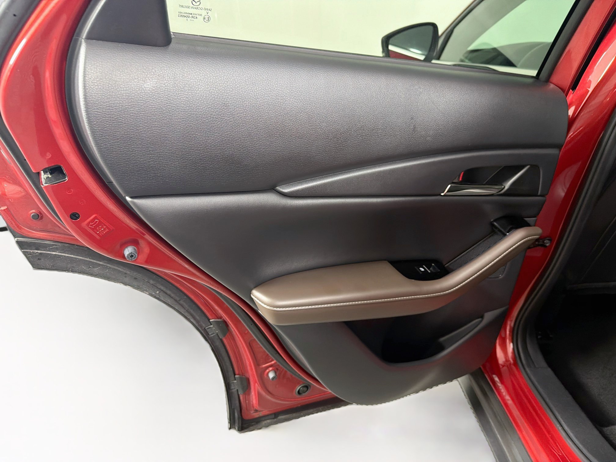 Used 2022 MAZDA CX-30 AWD 2.5 S w/ Premium Package image 28