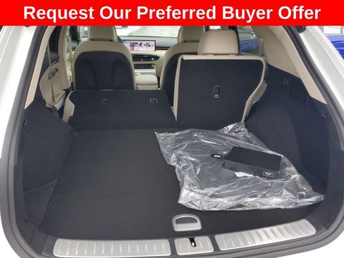 New 2026 Genesis GV70 2.5T Select image 25