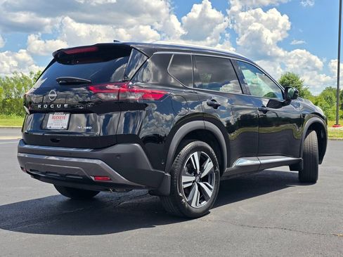 Used 2023 Nissan Rogue SL w/ SL Premium Package AWD/4WD image 8
