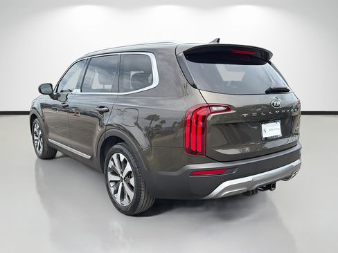 Used 2021 Kia Telluride EX w/ EX Premium Package FWD image 5