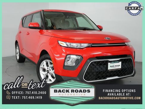 Used 2021 Kia Soul S image 1
