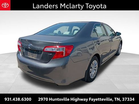 Used 2012 Toyota Camry LE FWD image 2