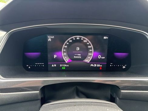 Used 2023 Volkswagen Tiguan SE R-Line FWD image 13