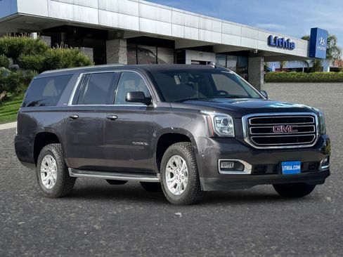 Used 2017 GMC Yukon XL SLT image 9