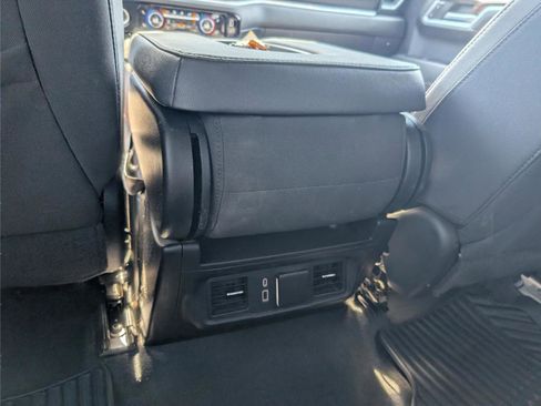 Used 2022 Chevrolet Silverado 1500 LT w/ Z71 Off-Road Package image 33