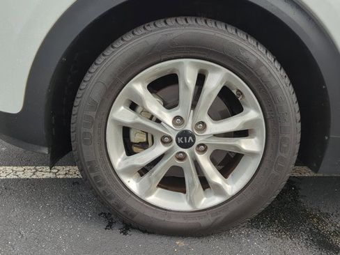 Used 2018 Kia Sportage LX FWD image 25