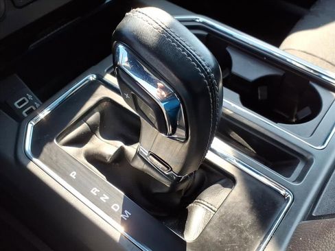 Used 2018 Ford F150 XLT w/ Equipment Group 302A Luxury image 20