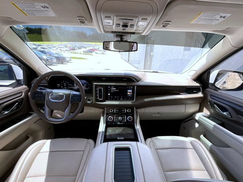 Used 2022 GMC Yukon Denali w/ Max Trailering Package AWD/4WD image 15