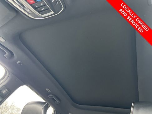 Used 2025 Jeep Grand Cherokee Summit image 3