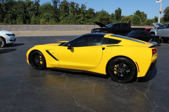 Used 2014 Chevrolet Corvette Stingray Coupe w/ 2LT Preferred Equipment Group RWD image 4