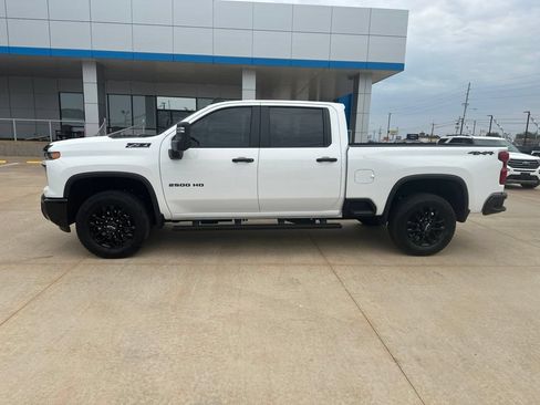 Used 2025 Chevrolet Silverado 2500 Custom w/ Custom Value Package AWD/4WD image 30