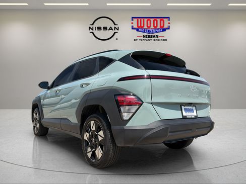 Used 2024 Hyundai Kona SEL AWD/4WD image 4