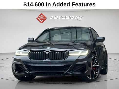 Used 2023 BMW 540i w/ Executive Package image 1