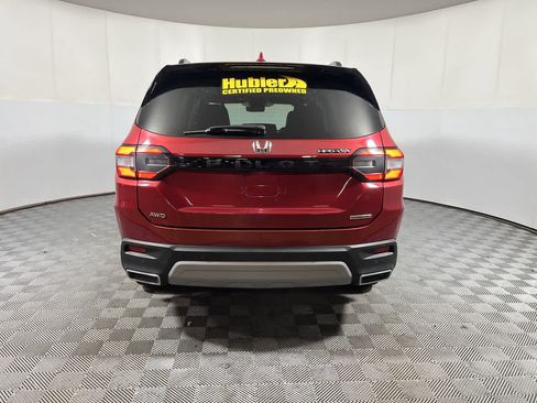 Used 2023 Honda Pilot Touring image 7