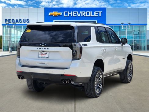 Used 2025 Chevrolet Tahoe Z71 w/ Comfort Package AWD/4WD image 4