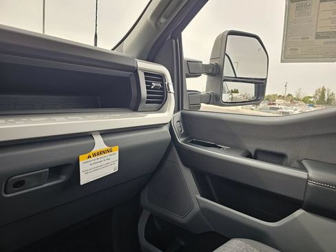 New 2026 Ford F250 XL w/ STX Appearance Package AWD/4WD image 28