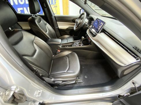 Used 2025 Jeep Compass Limited AWD/4WD image 27