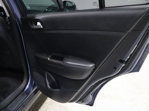 Used 2018 Kia Sportage LX image 21