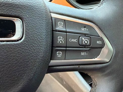 Used 2024 Jeep Compass Limited AWD/4WD image 17