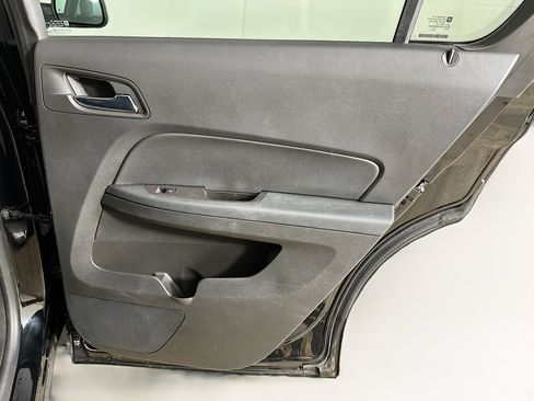 Used 2016 Chevrolet Equinox LT w/ Convenience Package image 28