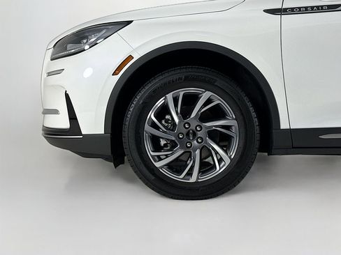 Used 2023 Lincoln Corsair FWD image 28