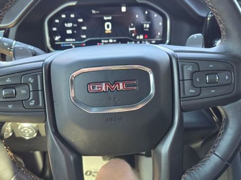 Used 2023 GMC Sierra 1500 AT4 image 24