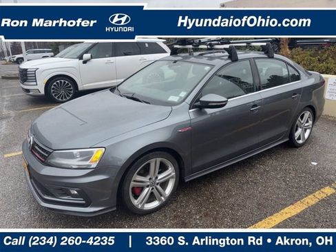 Used 2016 Volkswagen Jetta GLI SE image 1