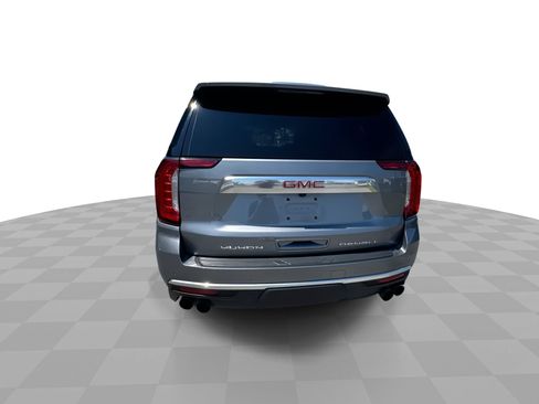 Used 2021 GMC Yukon Denali AWD/4WD image 7