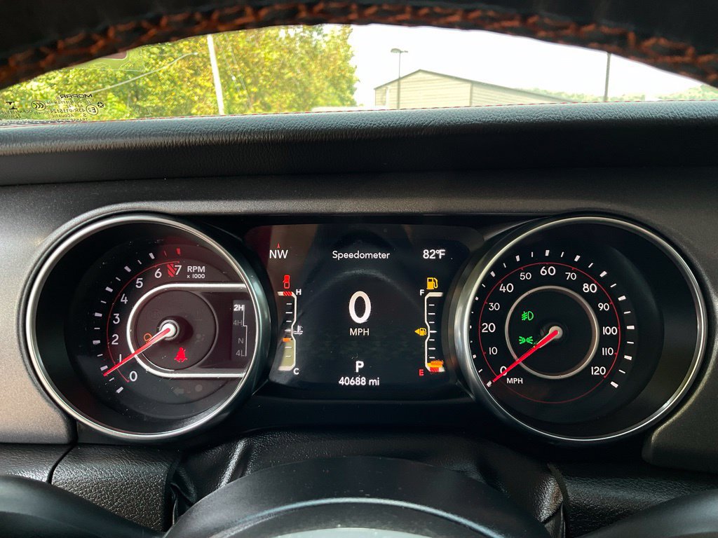 Used 2022 Jeep Gladiator Mojave w/ LED Lighting Group AWD/4WD image 14