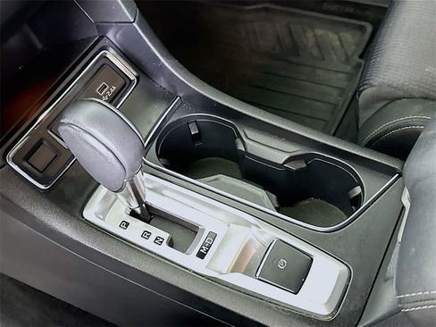 Used 2023 Subaru Ascent Premium w/ Convenience Package image 24