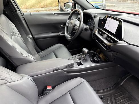 Used 2023 Lexus UX 250h AWD image 24